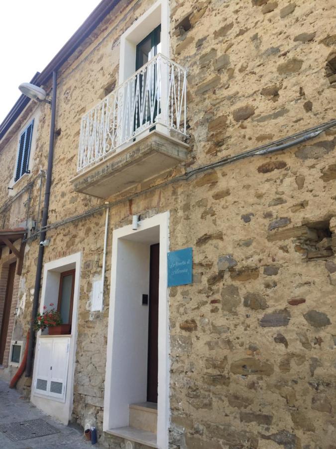 مبيت وإفطار أولياسترو تشيلنتو La Torretta Di Alessia المظهر الخارجي الصورة